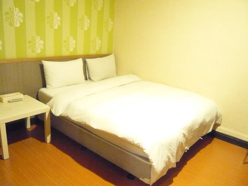 Baoshan Hotel Čung-li Exteriér fotografie