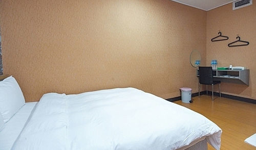 Baoshan Hotel Čung-li Exteriér fotografie
