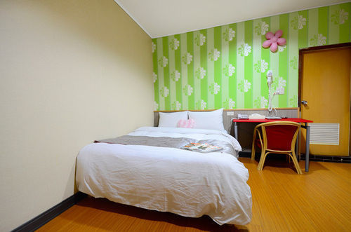 Baoshan Hotel Čung-li Exteriér fotografie